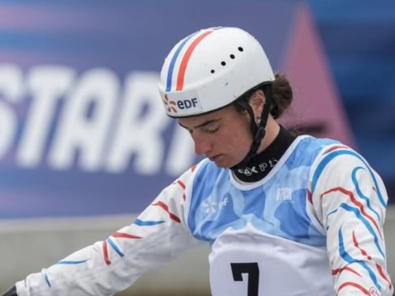 Vuitton and Oteiza lead U23 kayak heats as world medallists experience contrasting fortunes