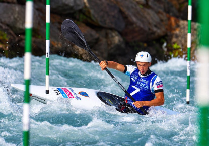 Ferrazzi leads men’s K1 heats as Travé misses semifinal by one place