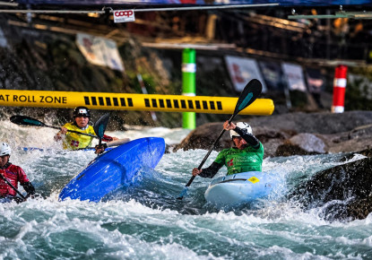 Kneblova crowned European Kayak Cross champion as Franklin fights back for silver under the lights in Ivrea